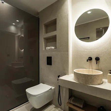 Theros Urban Retreats *
