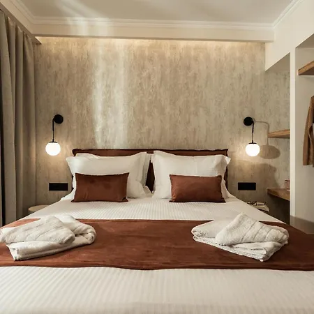 Theros Urban Retreats