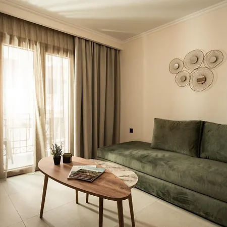 Theros Urban Retreats *