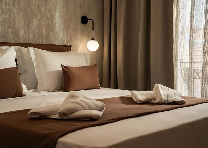 Theros Urban Retreats
