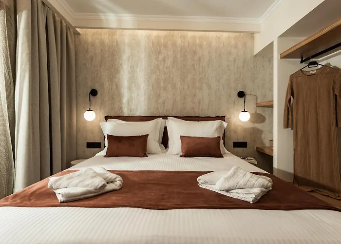 Theros Urban Retreats