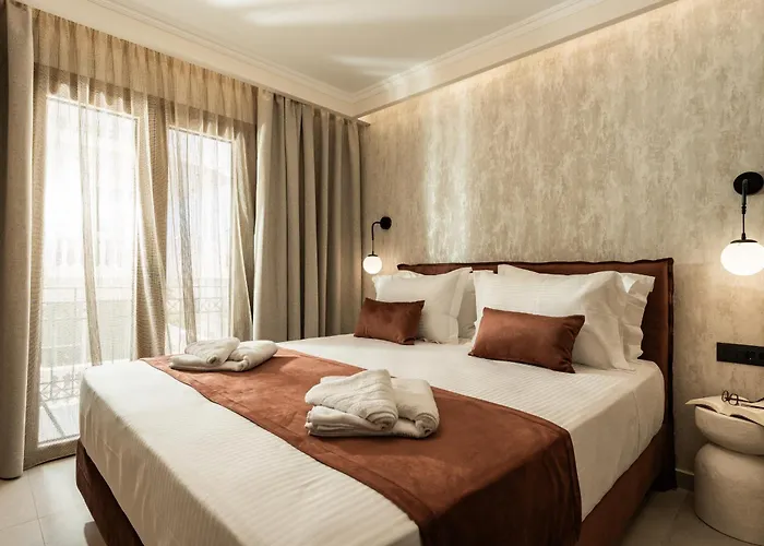 Апартаменты Theros Urban Retreats *