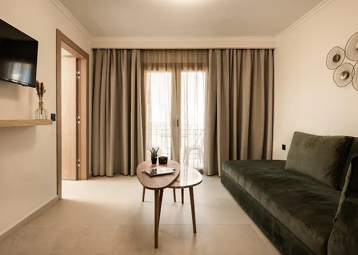 Theros Urban Retreats Апартаменты *