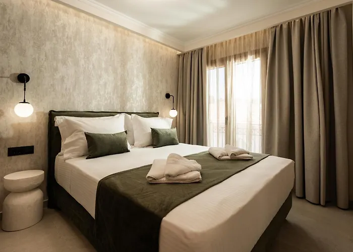 Апартаменты Theros Urban Retreats